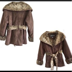 Vintage LOIRE NY Brown Faux Suede Fur Luxury Wrap Belted Jacket Sz M Unique Coat
